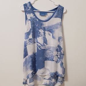 Vera Wang dressy tank top